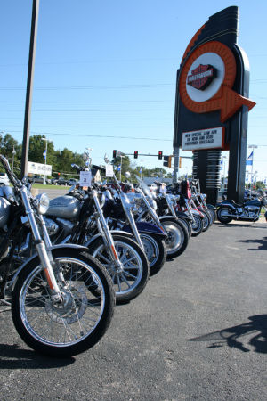 Henrys Grill puts Harleys and Hog together in more ways than one