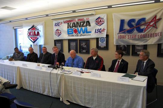 The Kanza Bowl Selection Committee announced Monday morning that Washburn and Midwestern State will be competing in the 2010 Lower Kanza Bowl on Dec. 4. This will be the first time the bowl game, which will take place at Hummer Sports Park in Topeka, will host the Ichabods.
