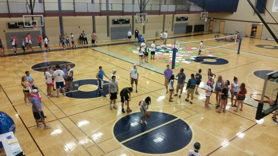 Rock the Rec gave students a chance to win prizes in volleyball and test skills in basketball.