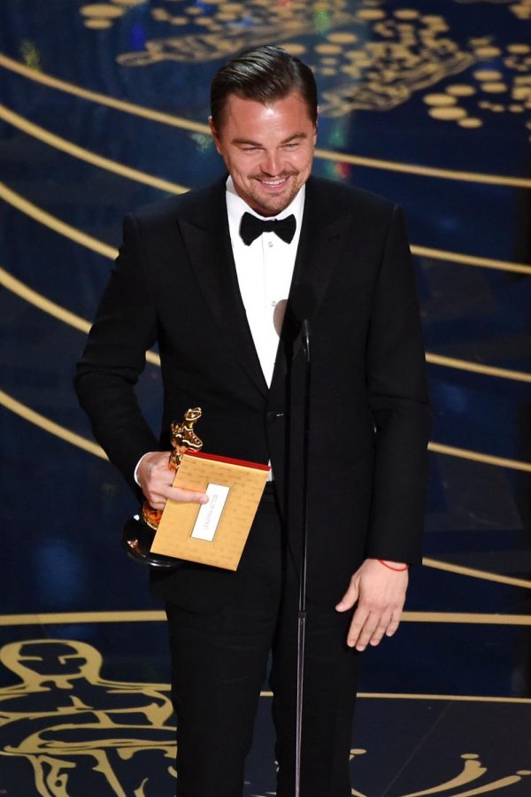 “Spotlight” takes grand award at 88th Academy Awards