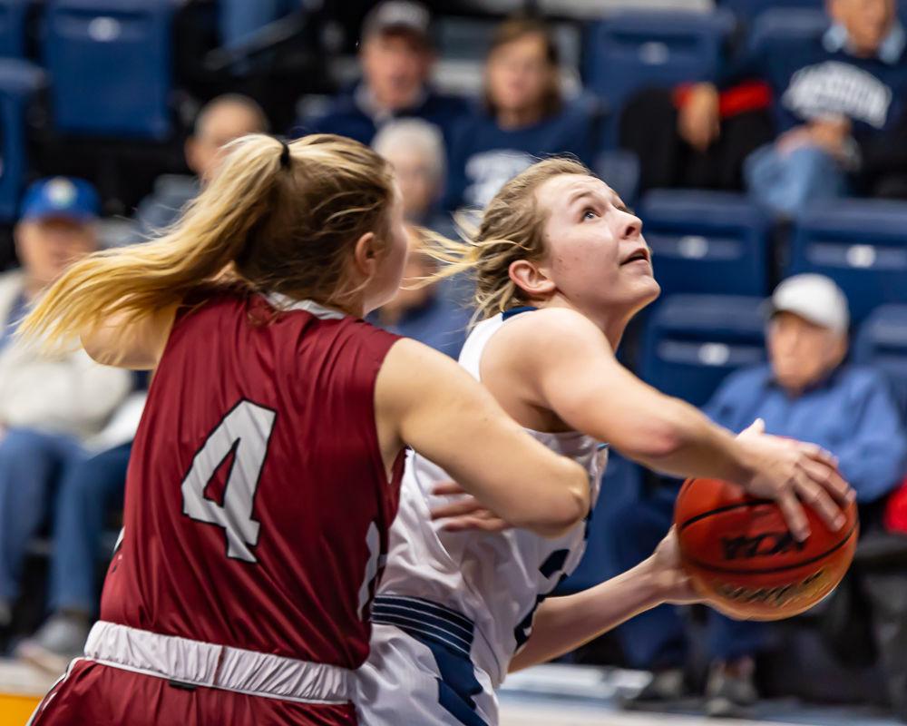 Ichabod Womens basketball hosted the Threshers this past Thursday