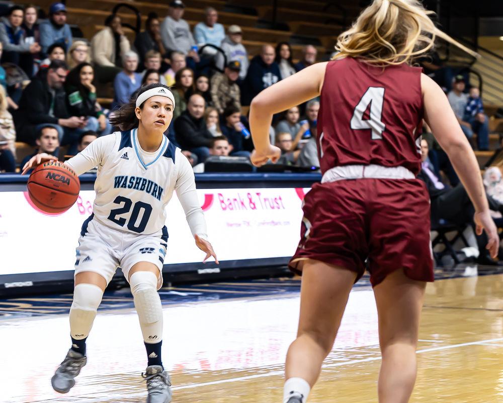 Ichabod Womens basketball hosted the Threshers this past Thursday