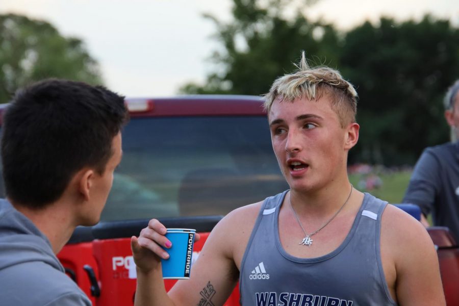 Post Meet Meet: David Granato and Troy Grabert discuss how the meet went individually. Troy Granato finished in 80th, earning 55 points for the team.