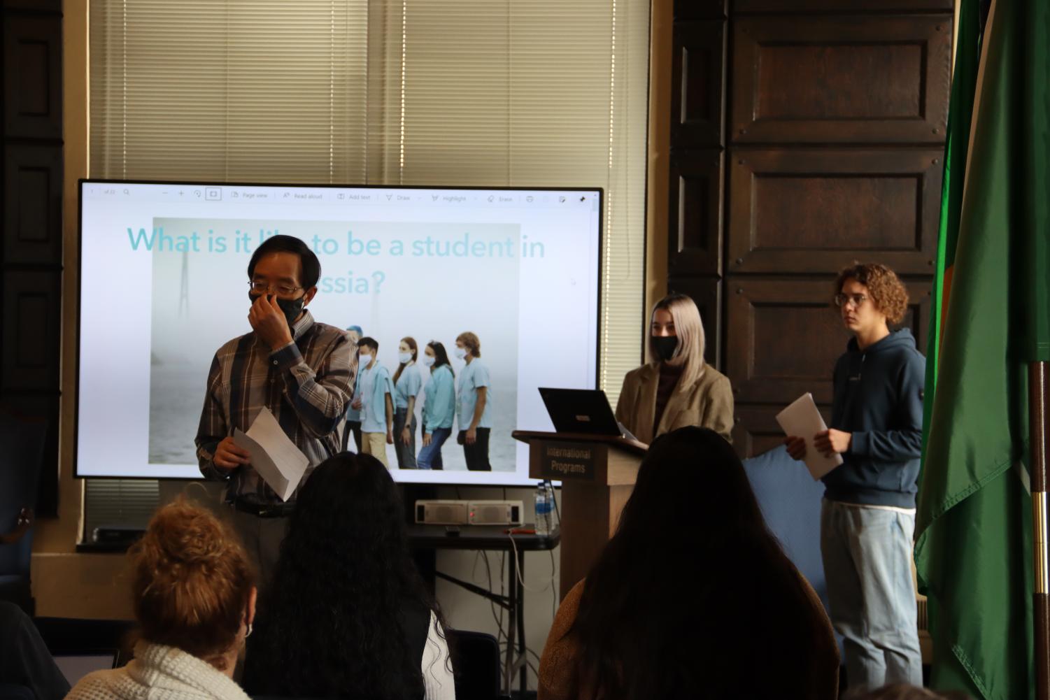 Gallery: International students share their life at brown bag discussion