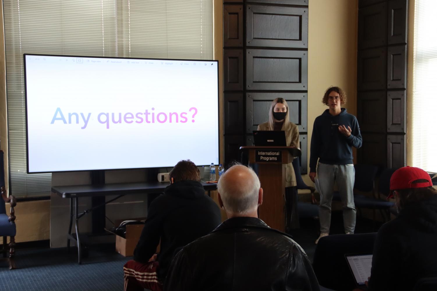 Gallery: International students share their life at brown bag discussion