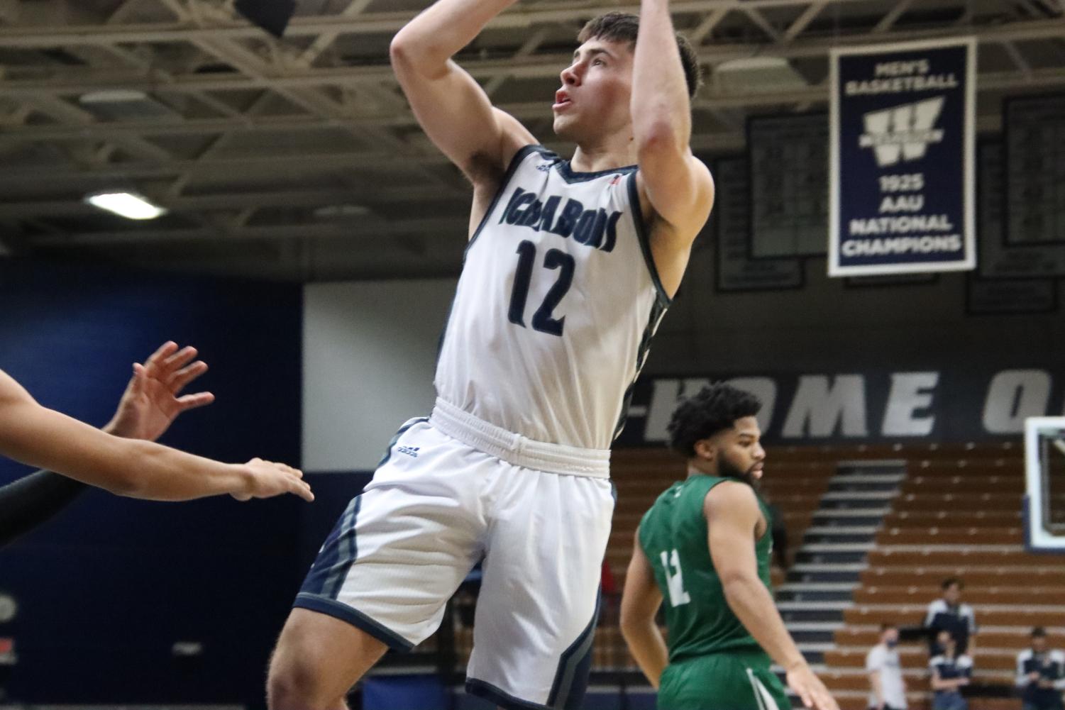 GALLERY: Men's basketball falls to No. 2 Northwest Missouri State