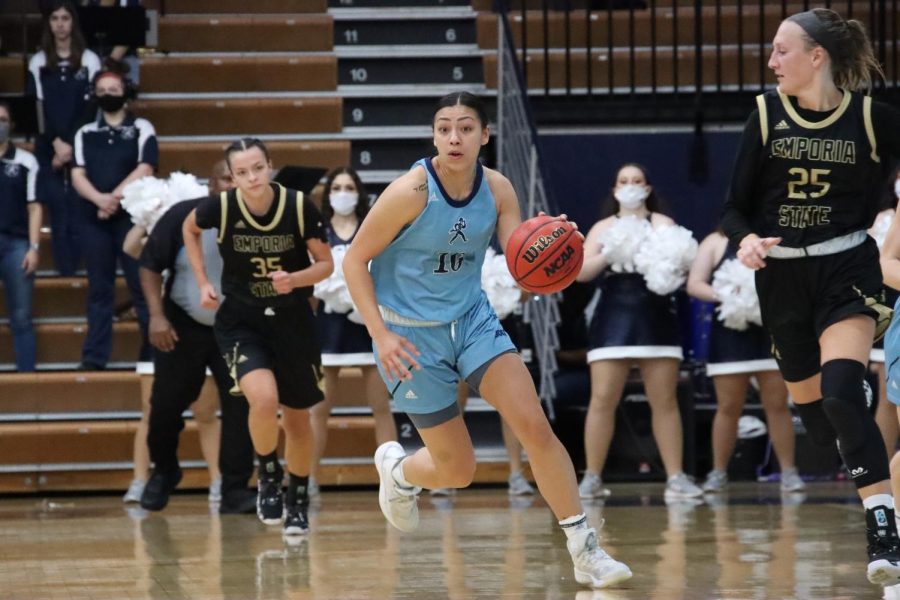 Senior guard Shae Sanchez dribbles up the court after a steal Jan. 22, 2022. Sanchez scored four points in the game.