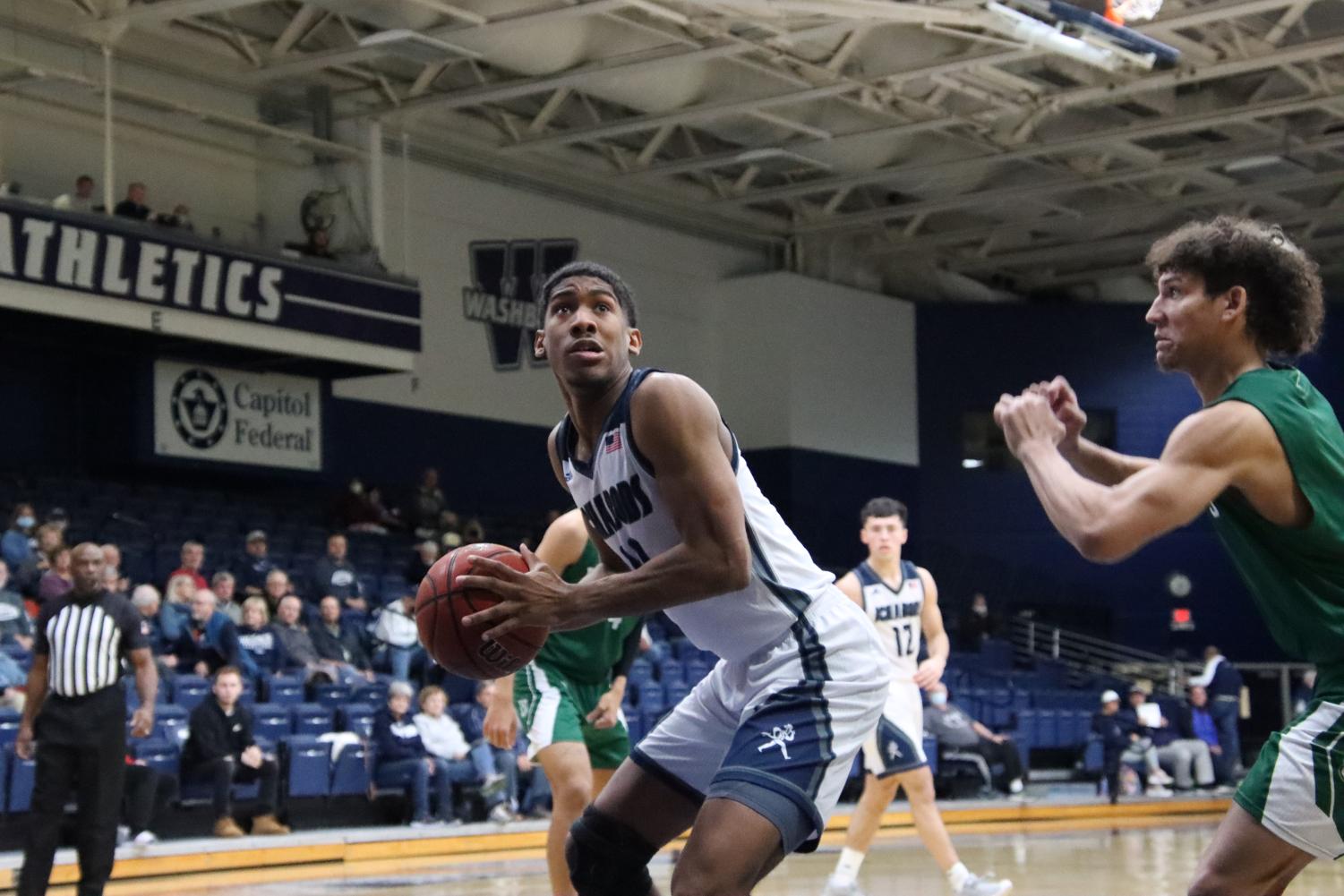 GALLERY: Men's basketball falls to No. 2 Northwest Missouri State