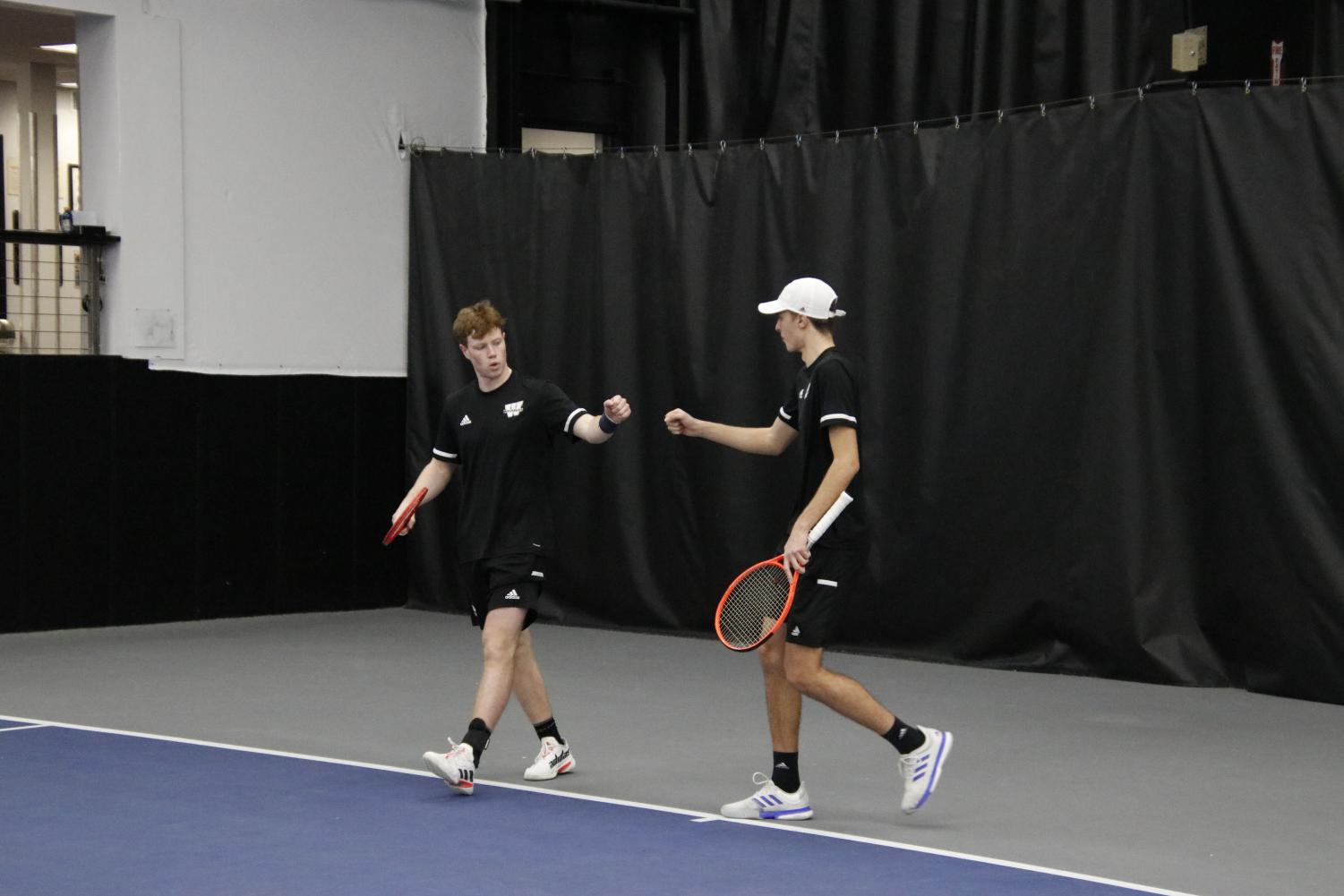 GALLERY: Sights from men's tennis' Saturday sweep