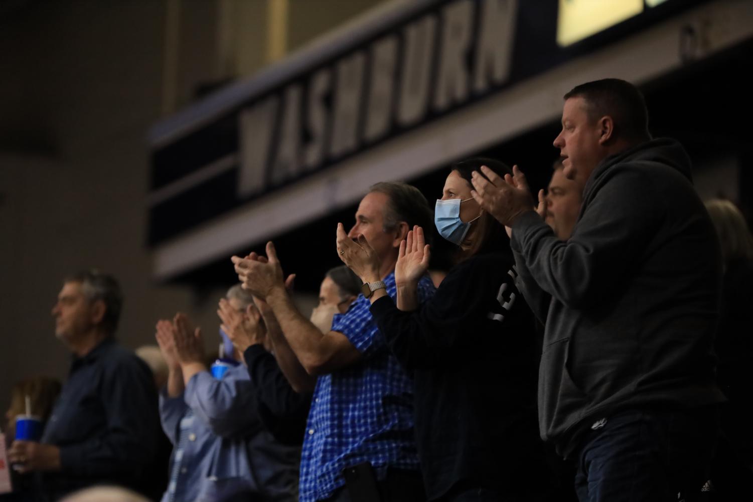 GALLERY: Sights from men's basketball's third straight home win