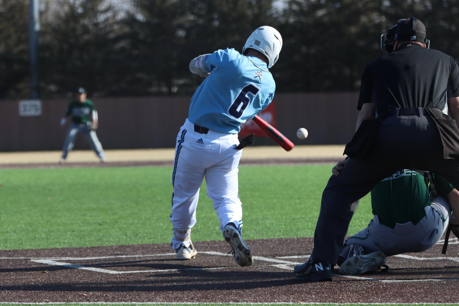 GALLERY: Baseball blows past Bearcats in 10-1 win