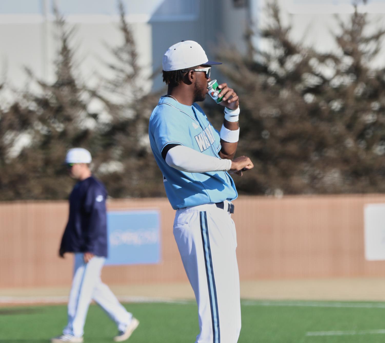 GALLERY: Baseball blows past Bearcats in 10-1 win