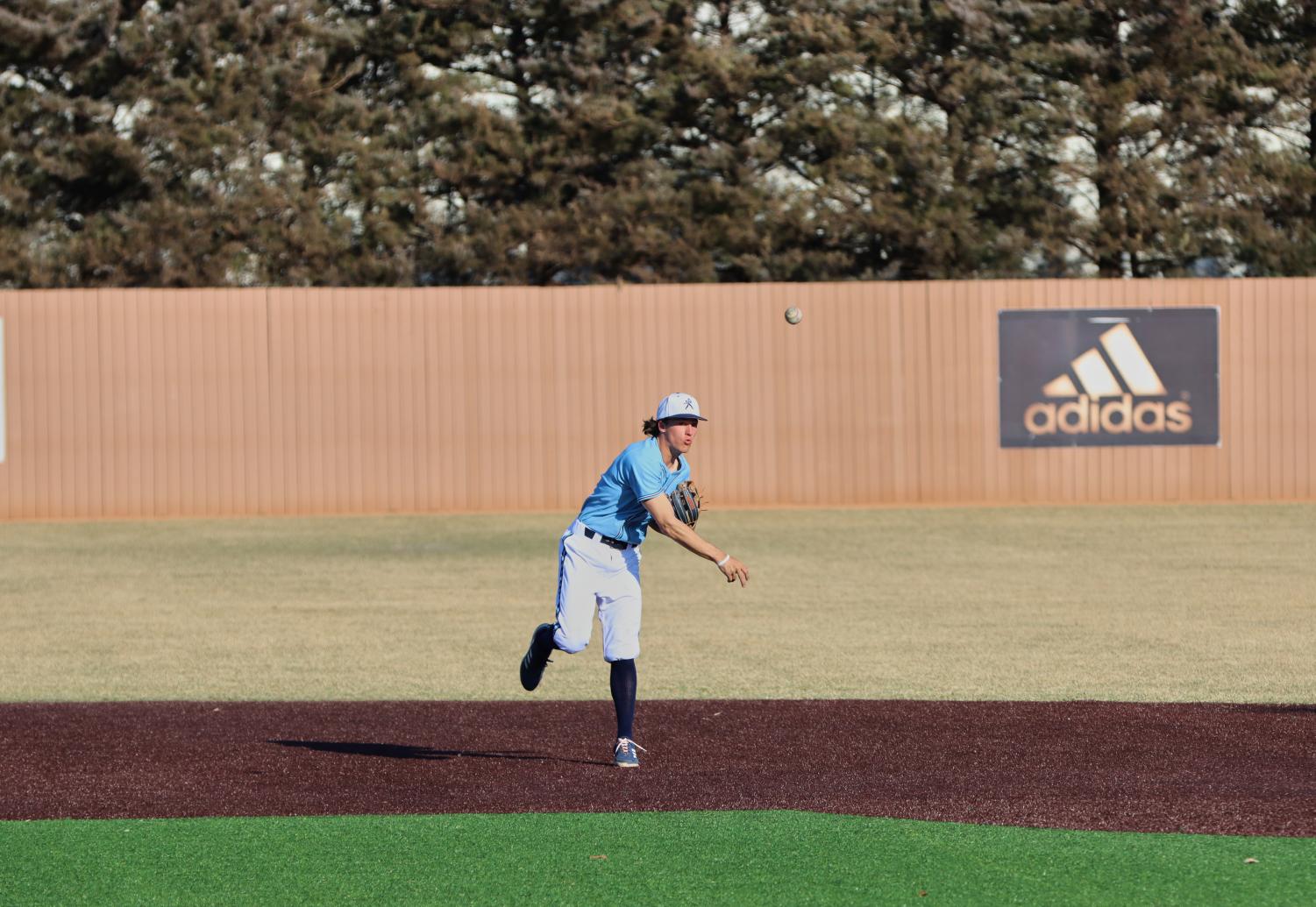 GALLERY: Baseball blows past Bearcats in 10-1 win