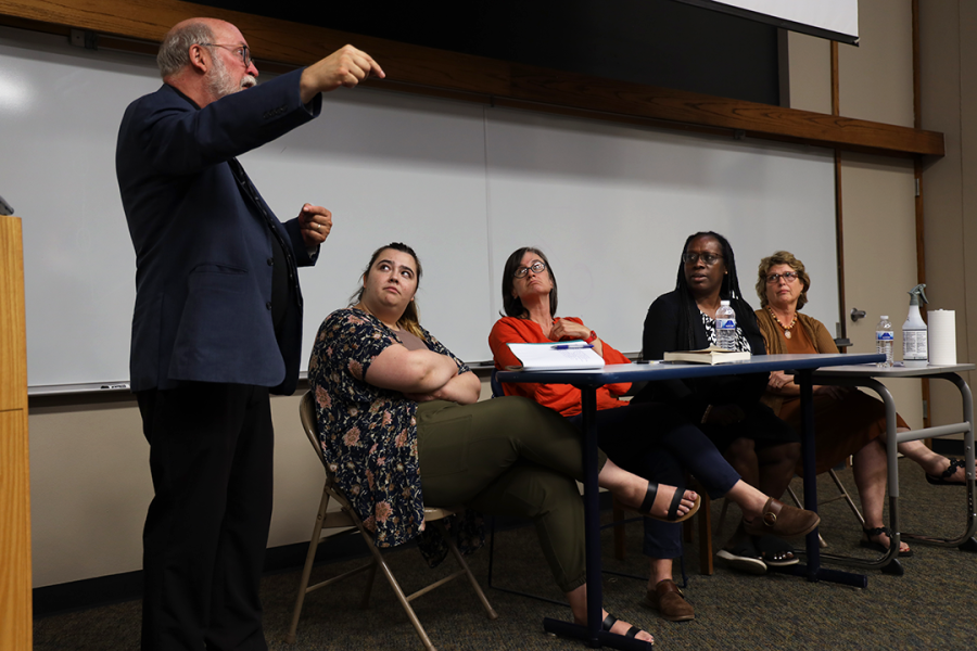 Tom Prasch, chair of the history department, opens the room up for discussion. Along with Katie Wade, Kerry Wynn, Cheryl Nelson Butler and Sharon Sullivan, the panel answered questions for over an hour after the presentations ended.