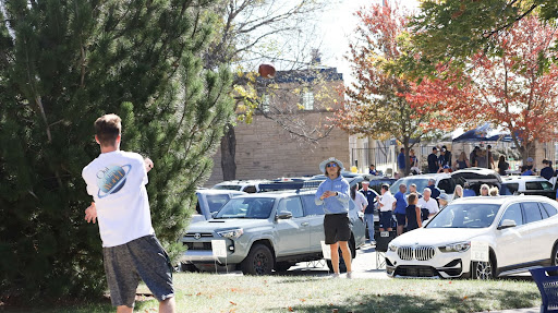 Students and alumni gravitate to alma mater during Homecoming