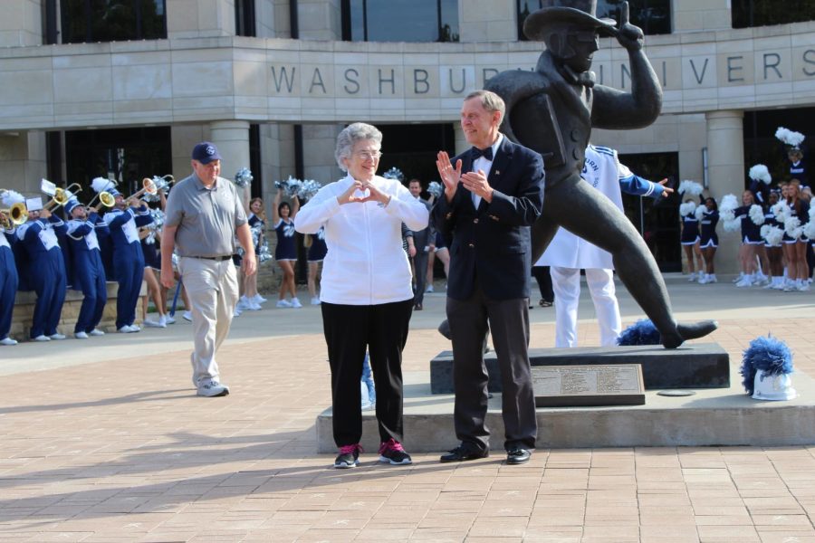 Susan and Jerry Farley celebrate at recent farewell send off. Former president Jerry Farley took his last walk from the president’s office on Sept. 30.