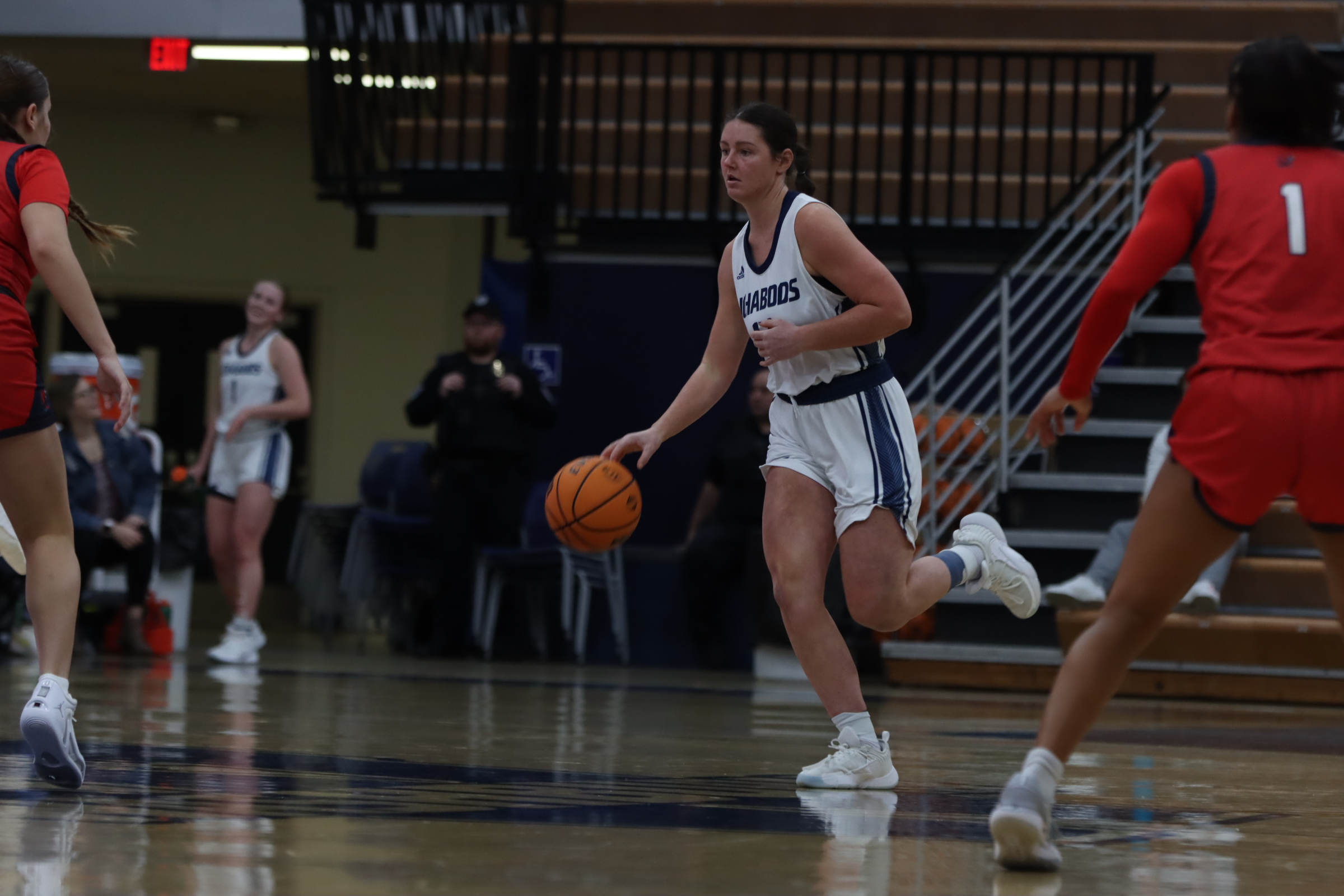 Washburn women’s basketball fight for a sixth win