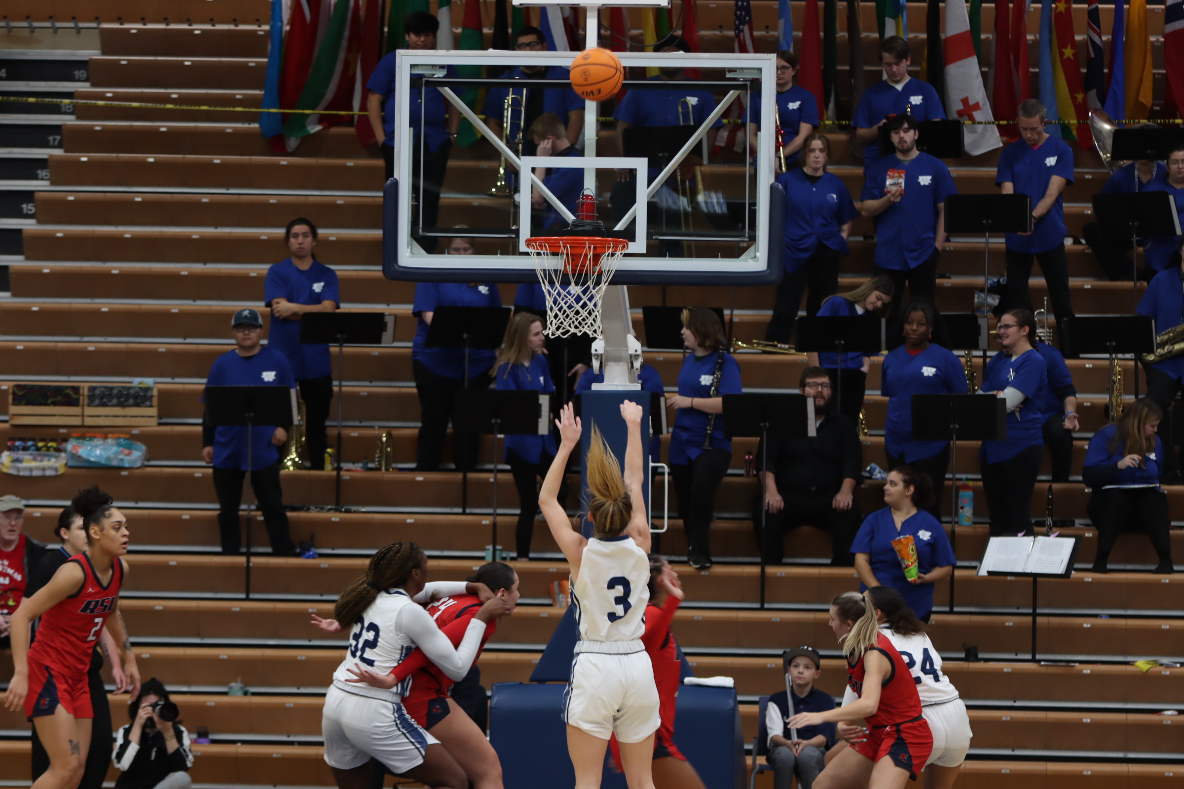 Washburn women’s basketball fight for a sixth win