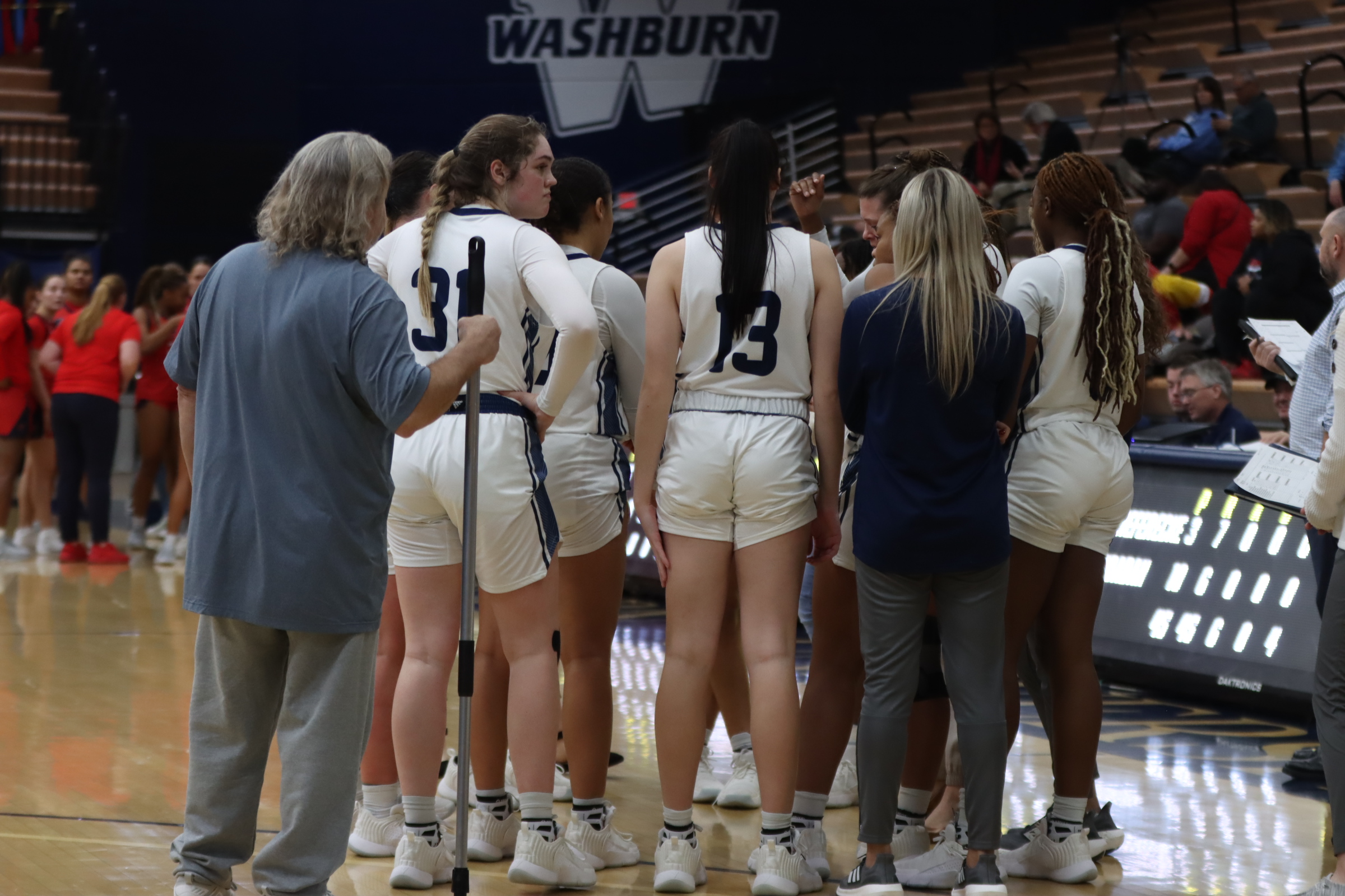 Washburn women’s basketball fight for a sixth win