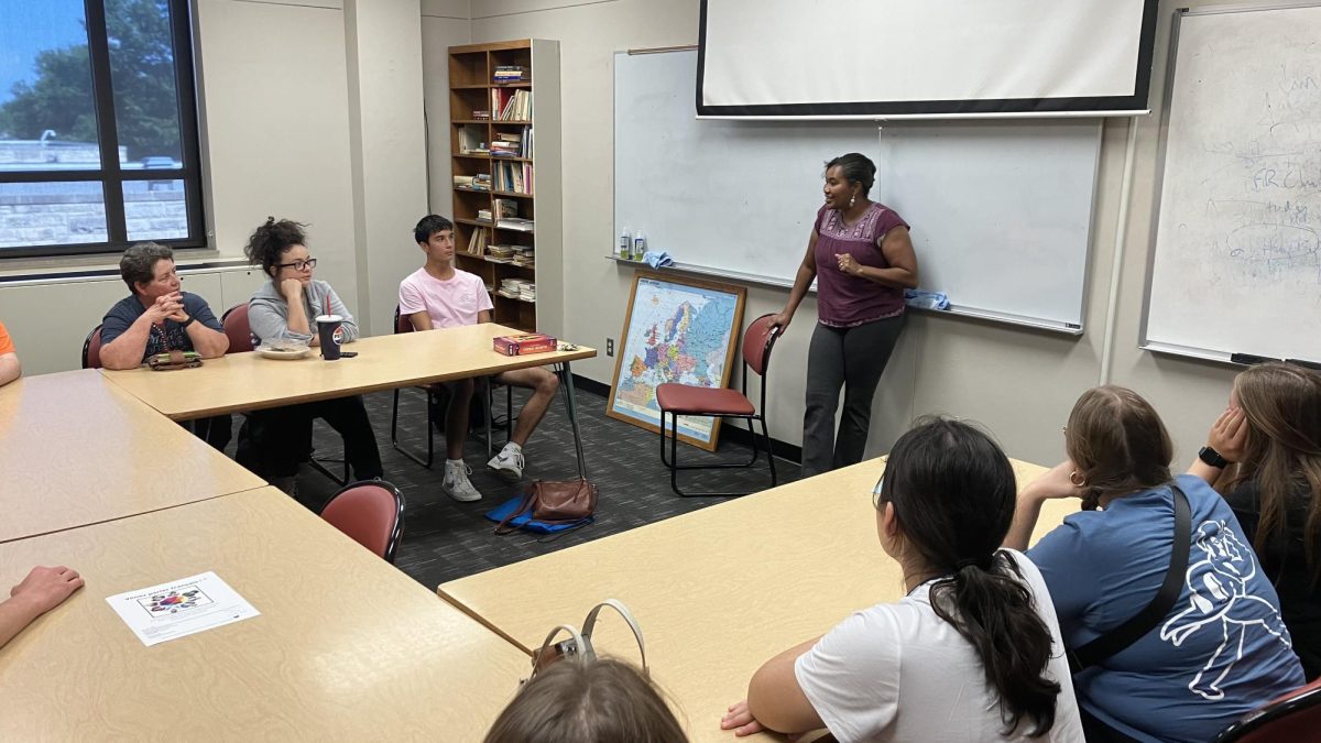 Georgina Tenny preps students for the first Spanish Club meeting. She spoke about what the Spanish Club will accomplish throughout the year.