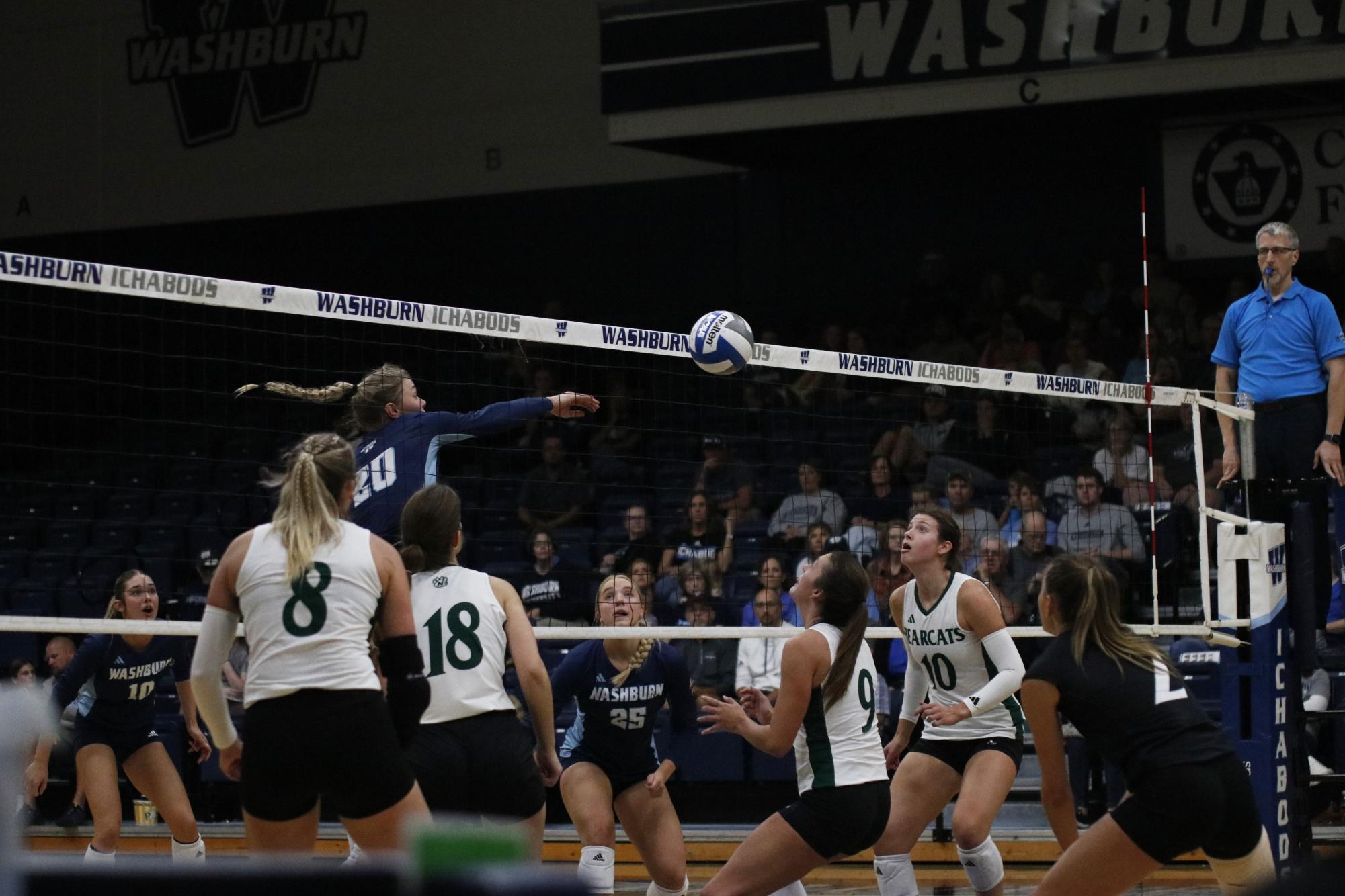 Washburn volleyball stays undefeated at home