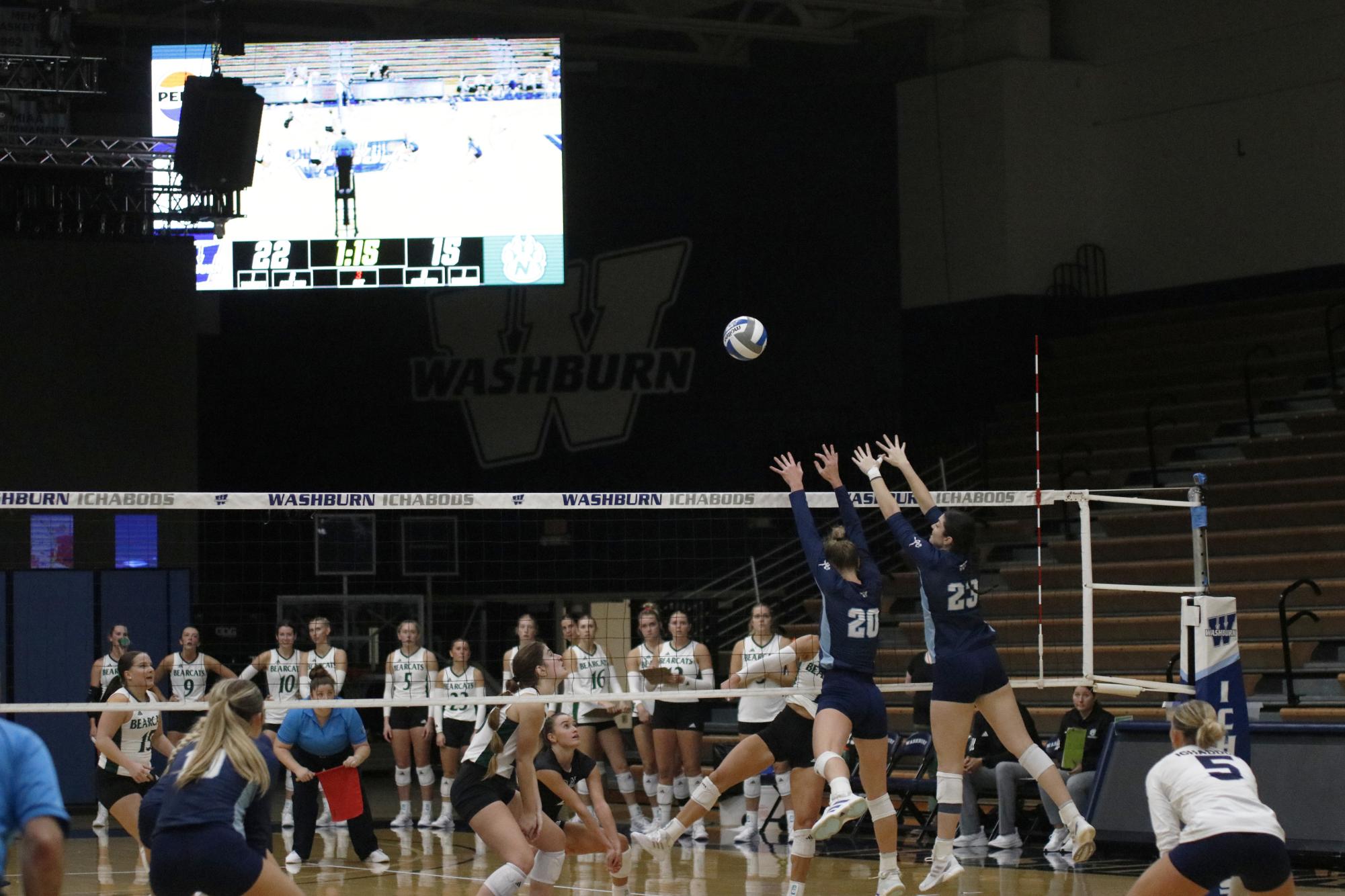 Washburn volleyball stays undefeated at home