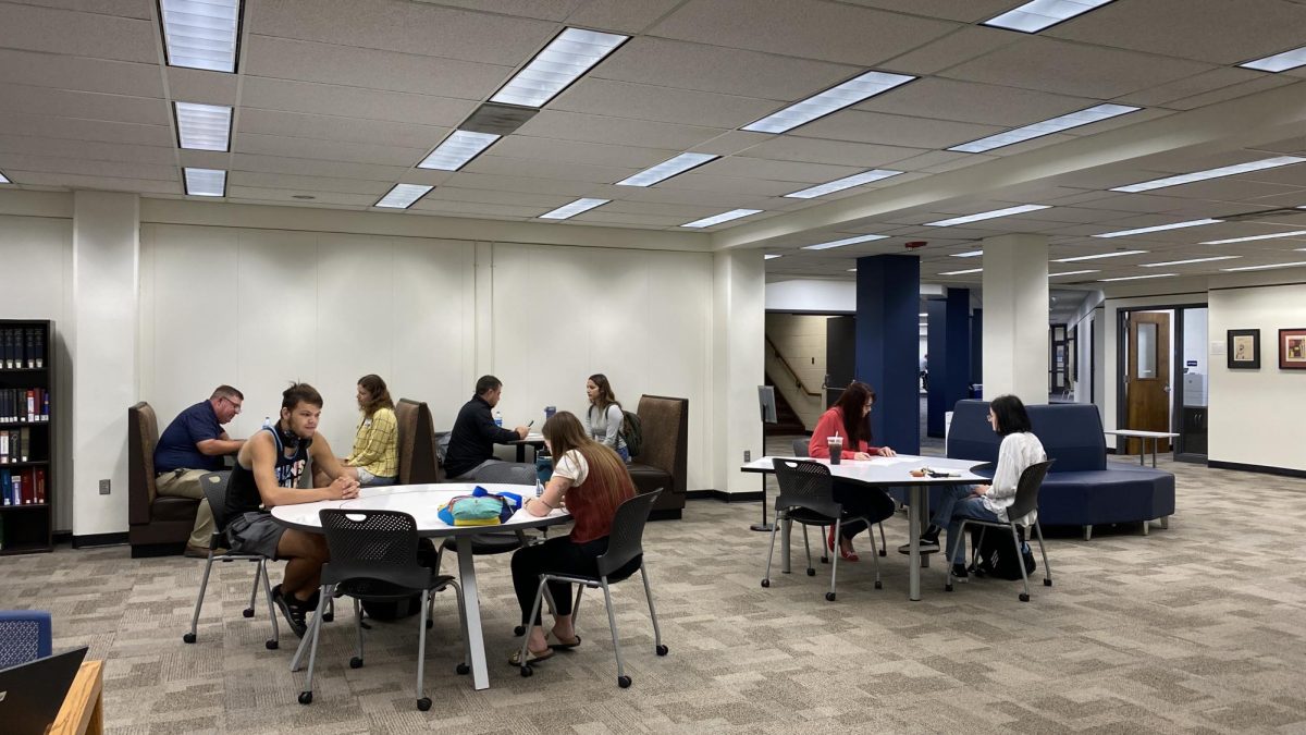 After checking in, students meet with an employer and the review process begins. Students presented a printed copy of their resume and the employer worked with them to improve it for specific jobs or overall structure