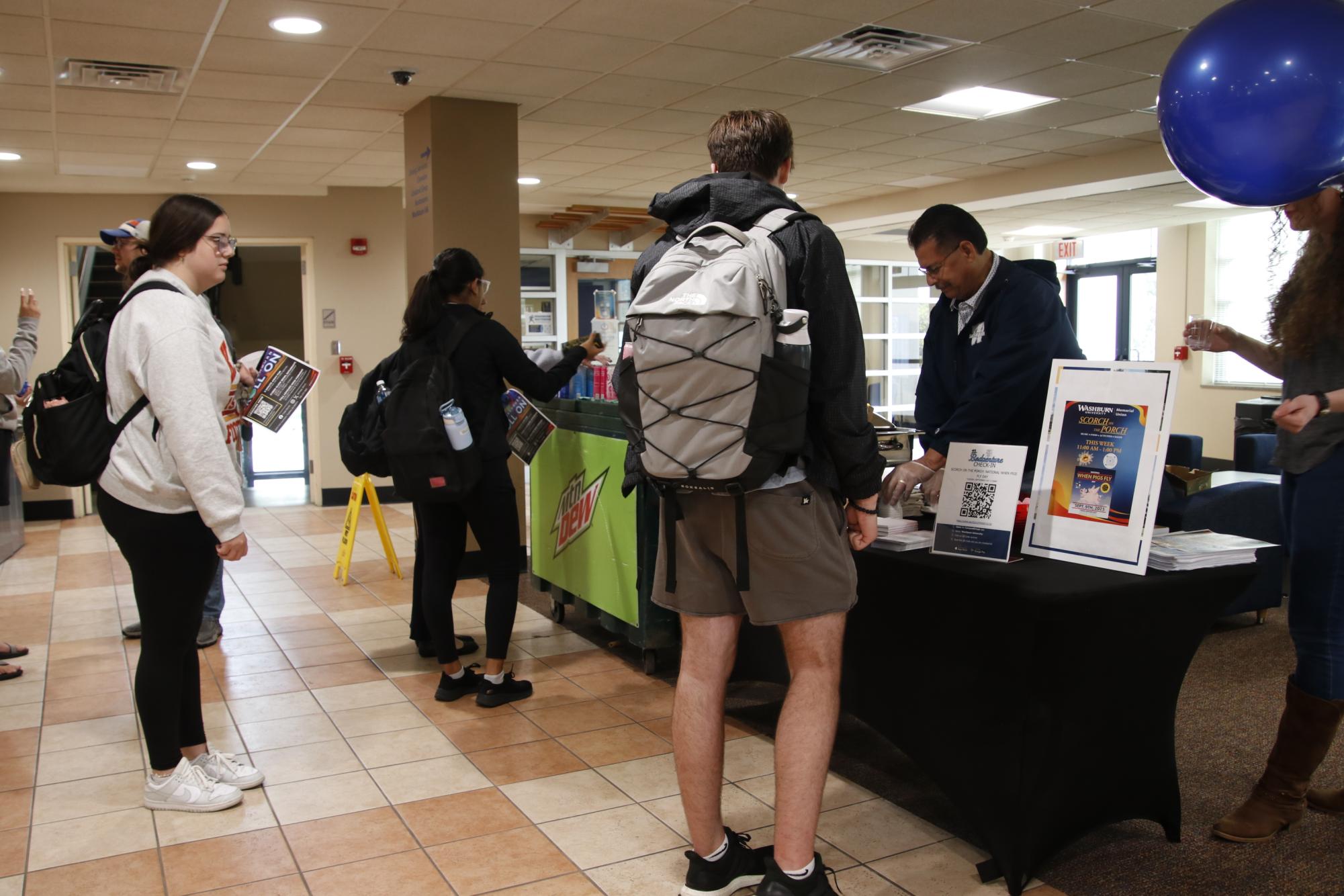 Memorial Union hosts Scorch on the Porch at Washburn