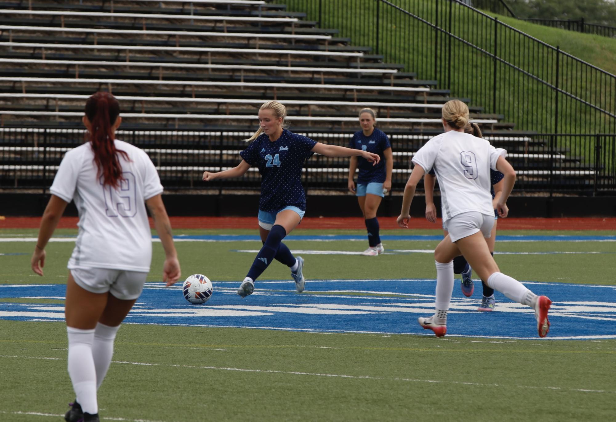 Washburn earns second straight win with 1-0 shutout