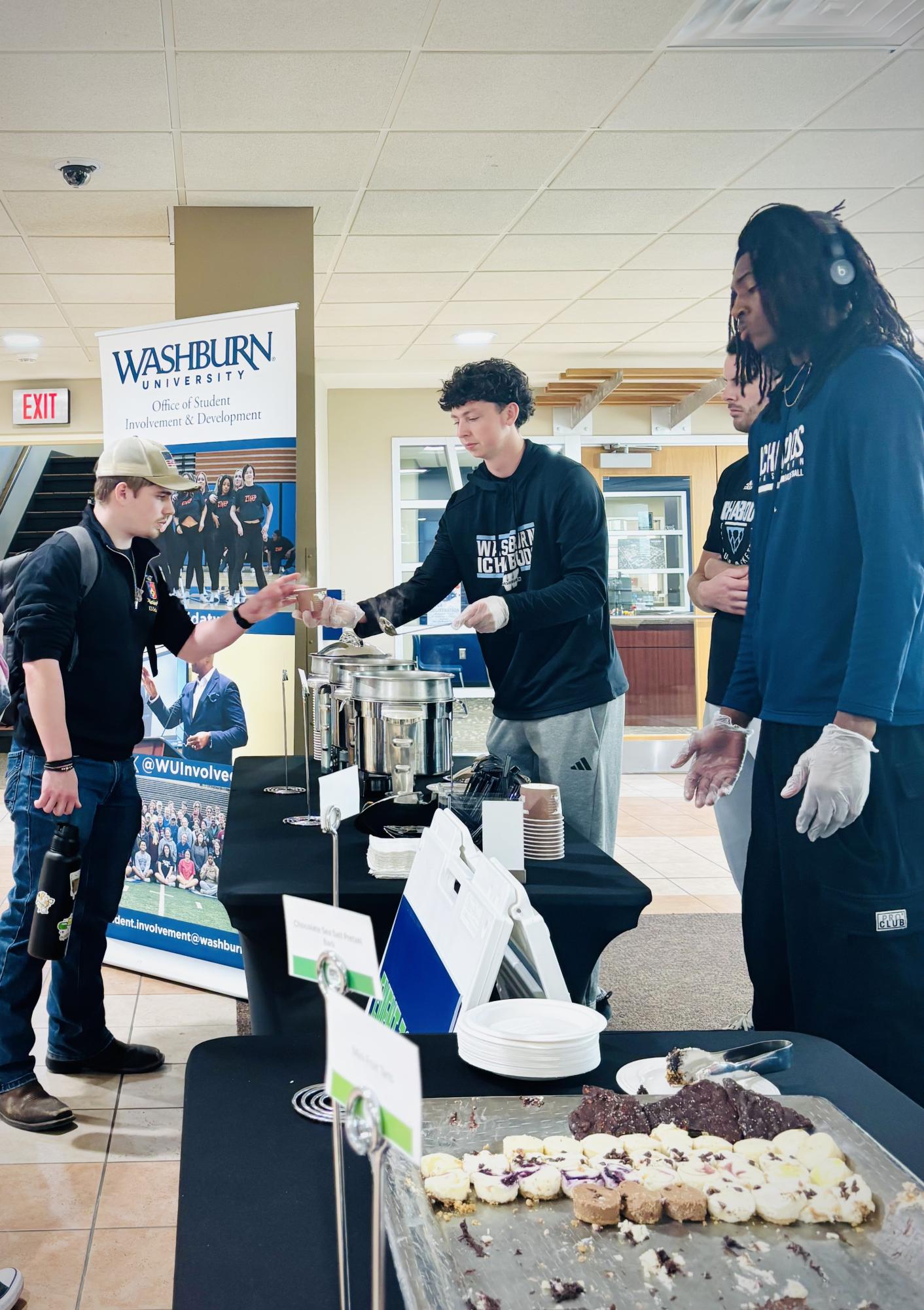 Soup & Dessert for Days draws students for midday break