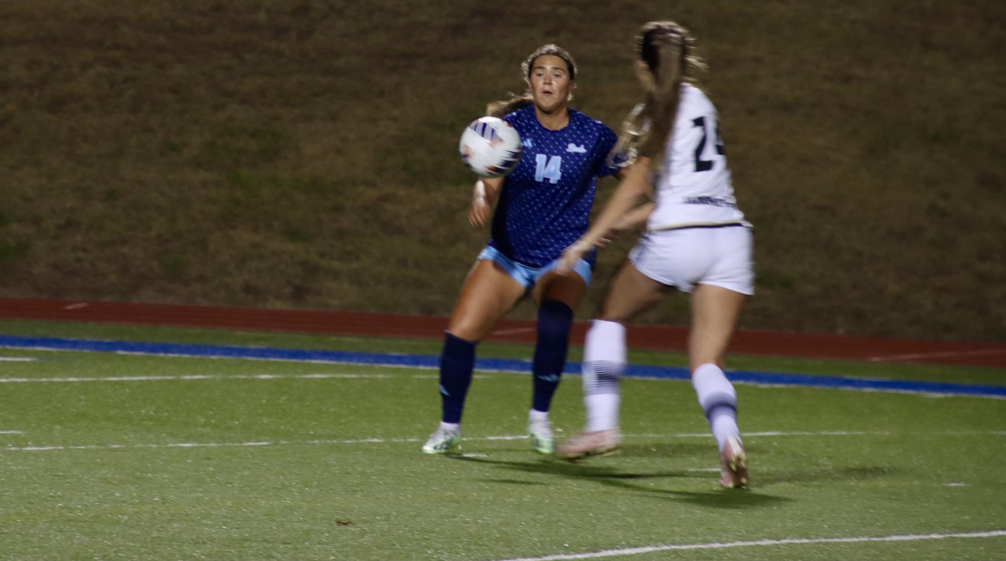 Washburn Ichabods and Emporia go against each other 0-0