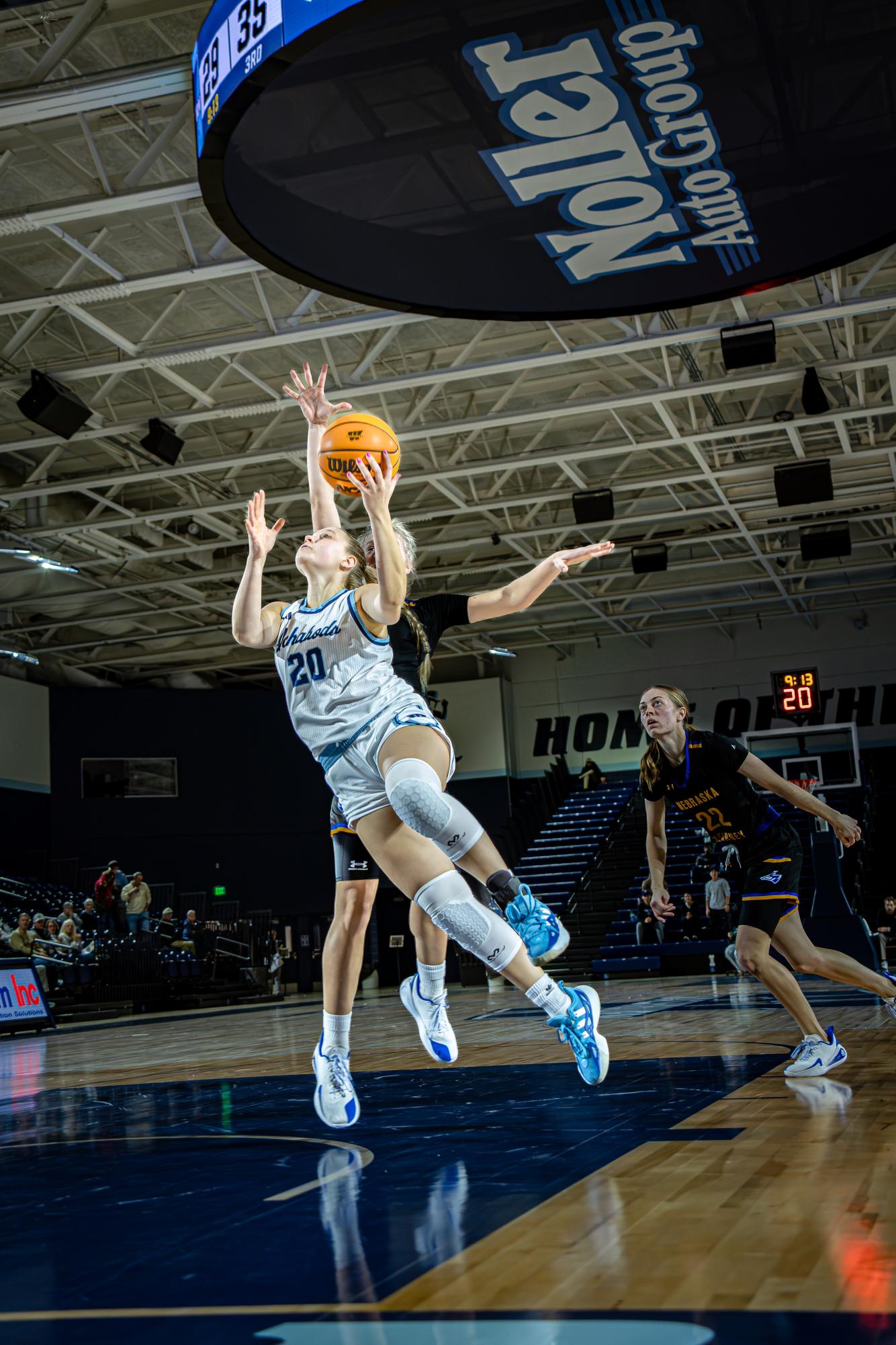 Ichabods take control in home win over the Lopers