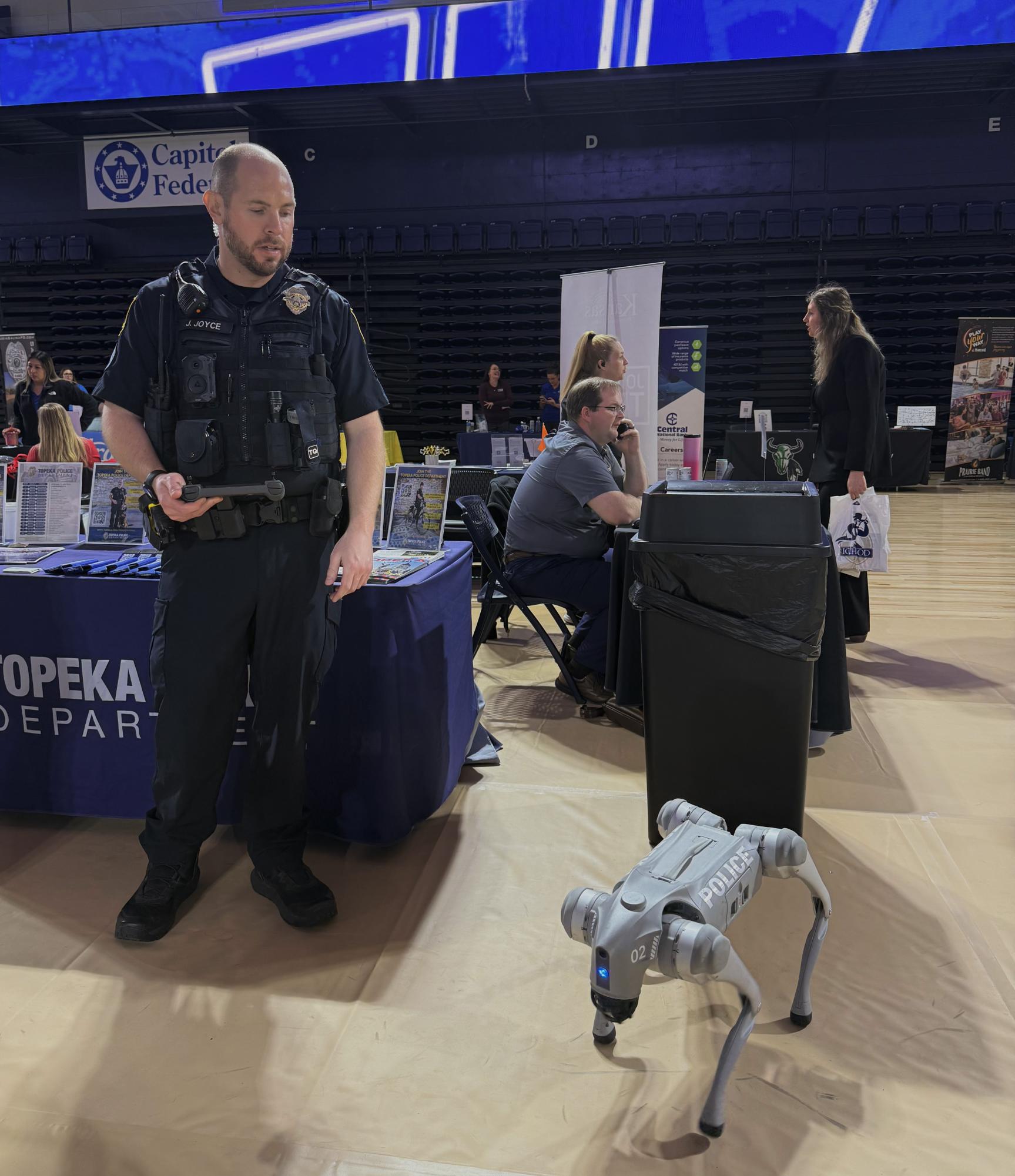 Washburn students meet employers and explore jobs