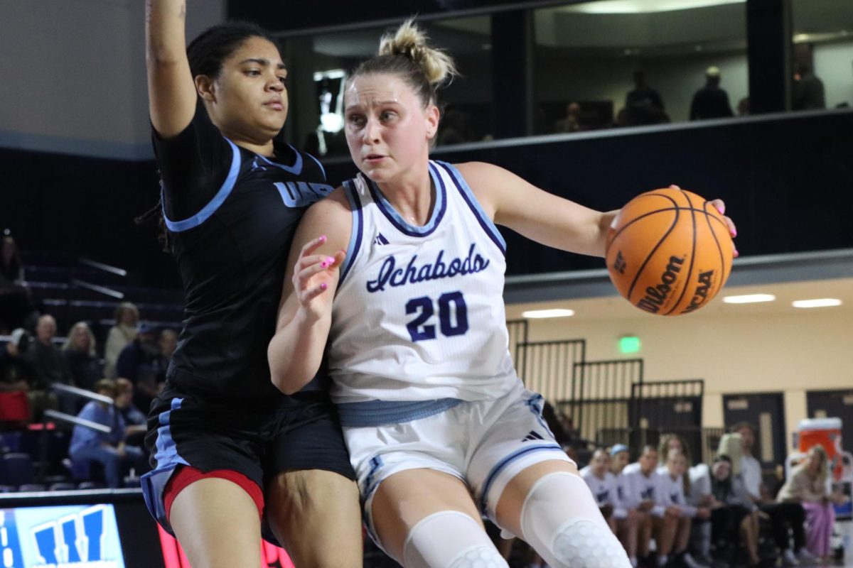 Senior guard Payton Sterk leads the game with 23 points on 7-15 shooting while adding a pair of steals. Washburn regained the lead and gained significant momentum right before halftime as Wayne and Sterk scored the final six points on triples.
