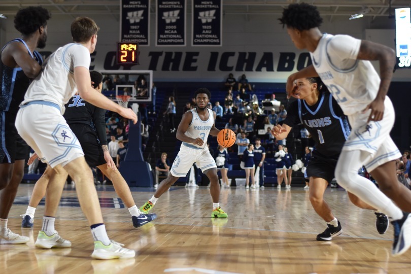 Arkansas falls to Washburn 81-53