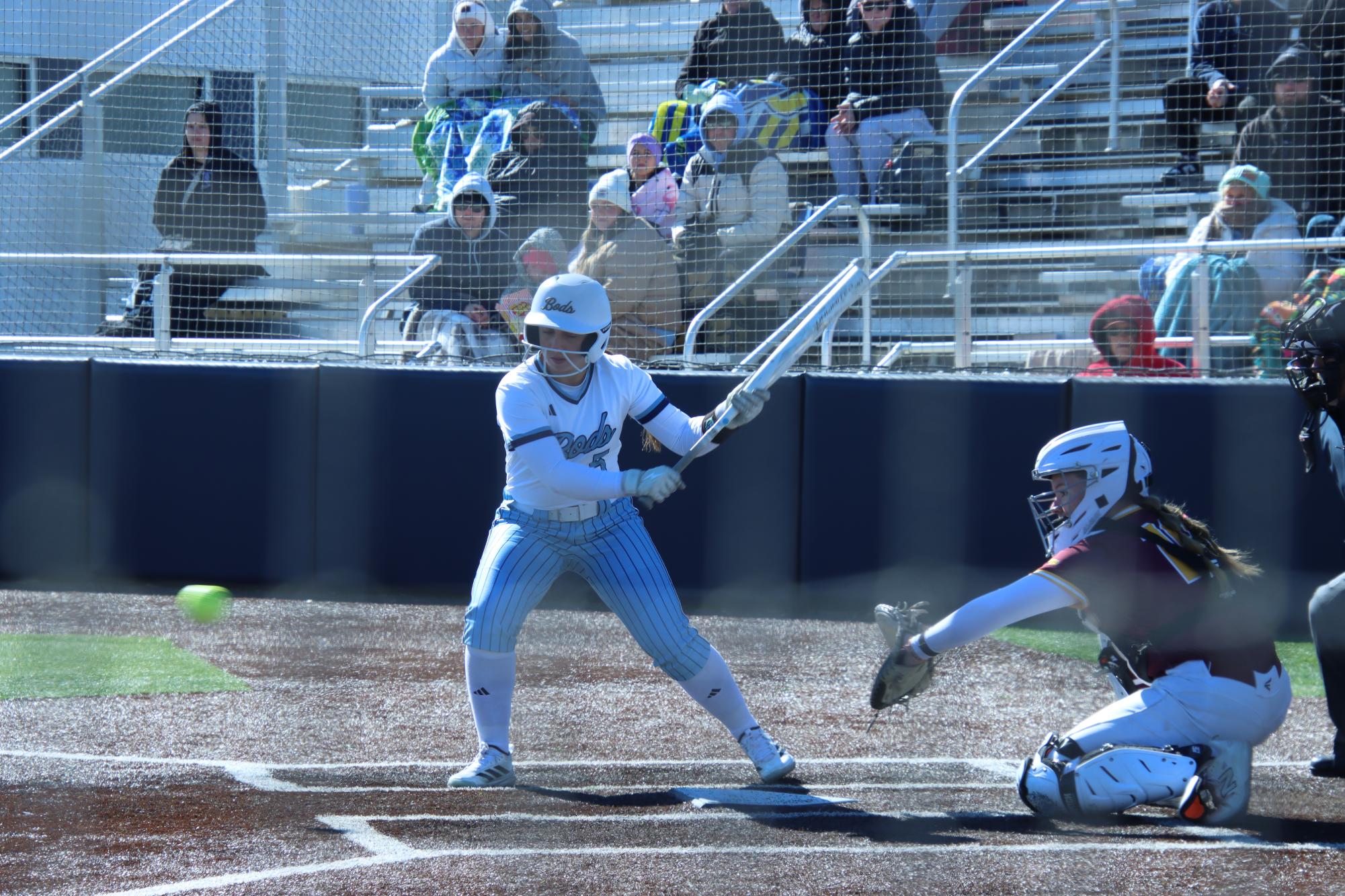 Washburn defeats Minnesota Crookston 5–1
