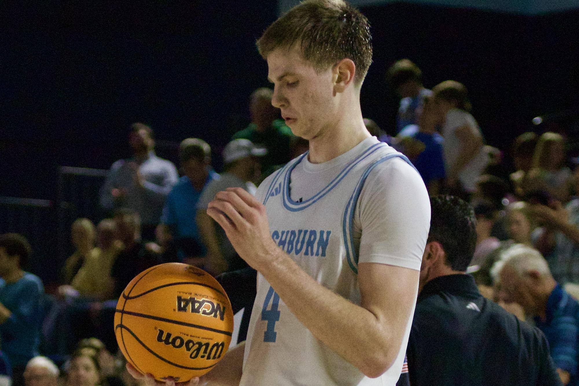 Bachelor and Christiansen lead Ichabods to 84-74 victory