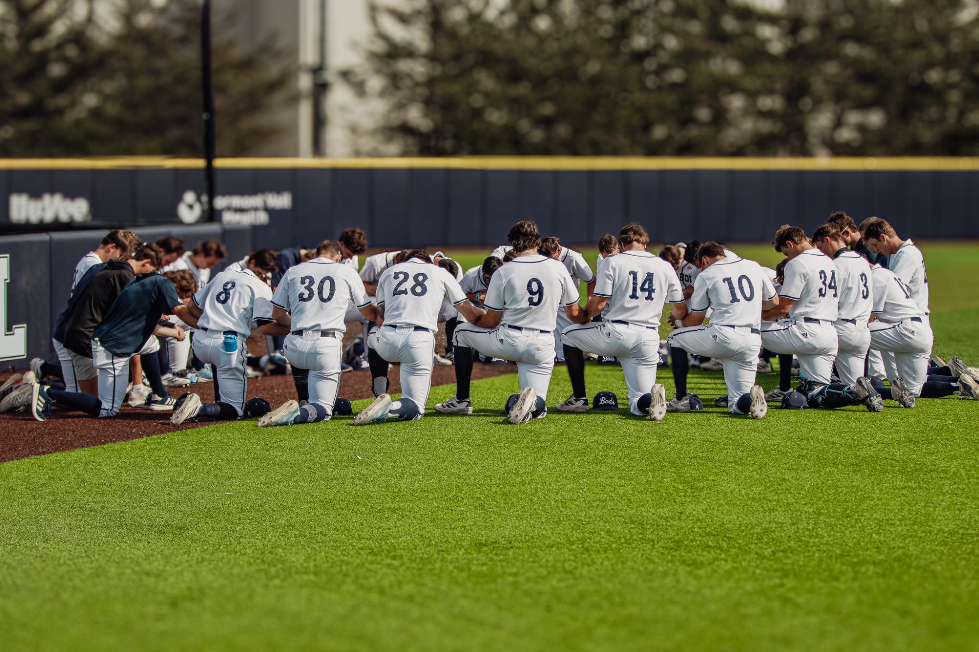 Ichabods squeezed by Tigers of Fort Hayes to a victory of 6-5