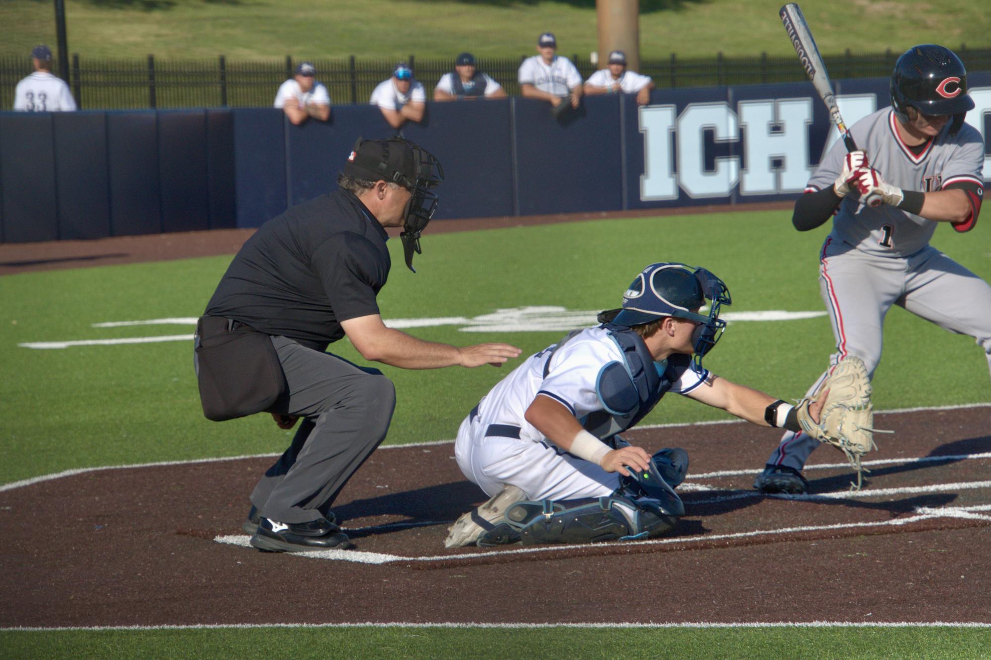 Washburn falls to Central Missouri 7-6 in tight finish