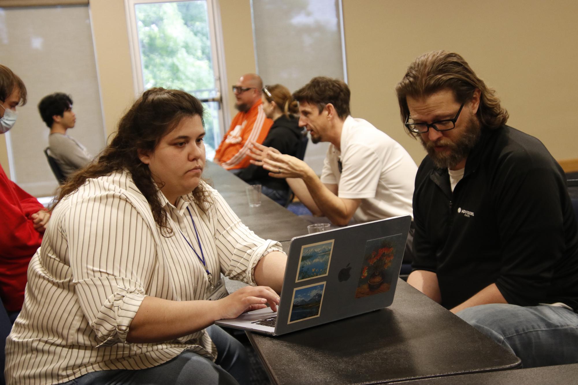 Student Media invites mass media professionals for speed networking