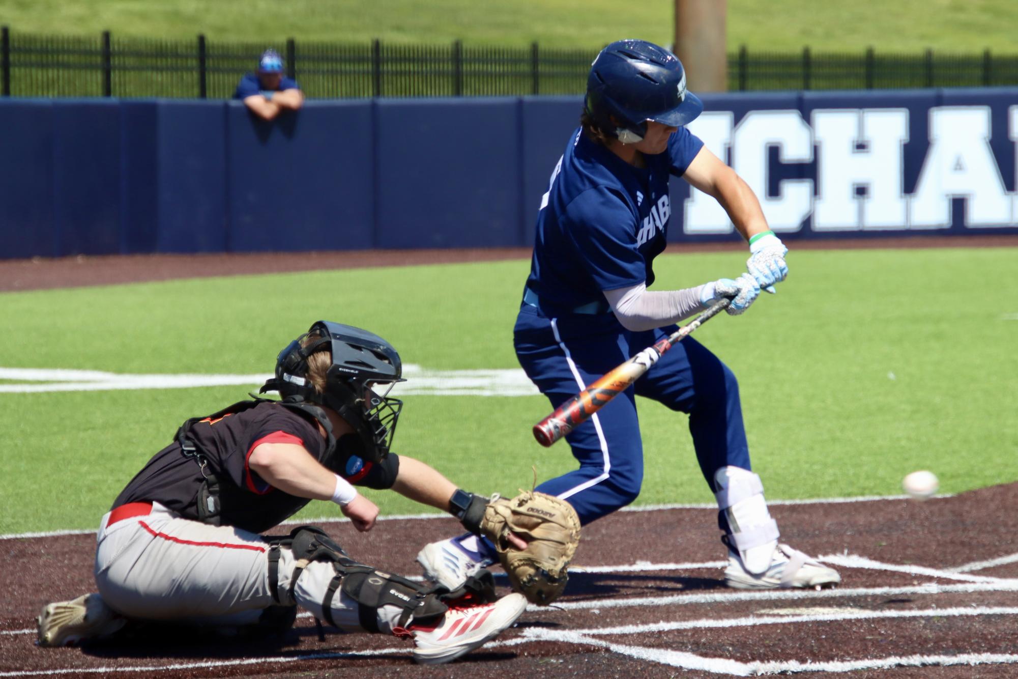 Washburn finishes season with shutout win against Pittsburg State 5-0